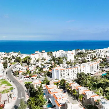 Michaella - 500m From Golden Вилла