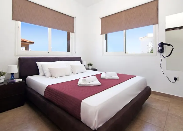 Vila Michaella - 500m From Golden