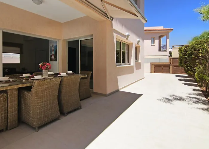 Vila Michaella - 500m From Golden *