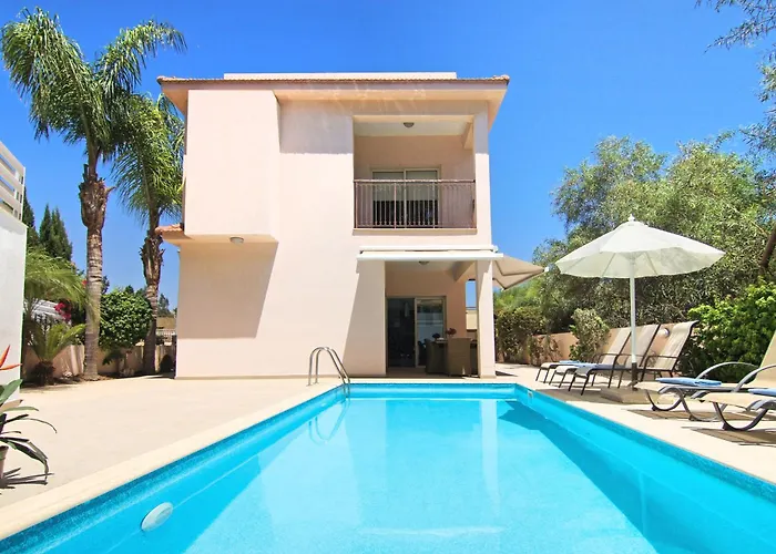 Michaella - 500m From Golden Paralimni