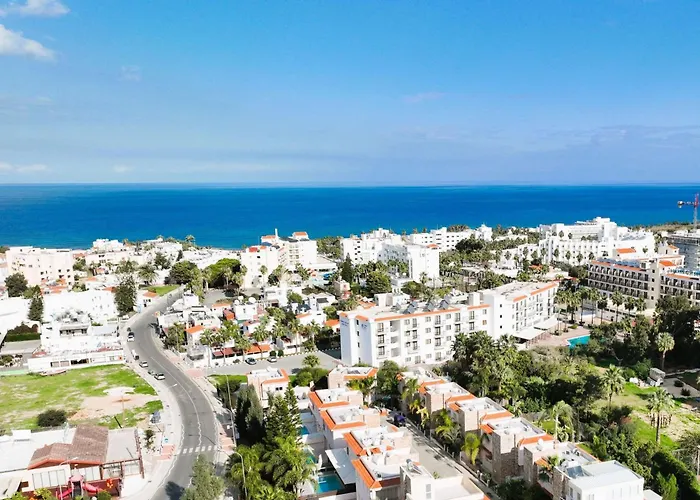 Michaella - 500m From Golden Vila