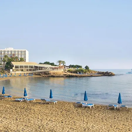 Michaella - 500m From Golden *